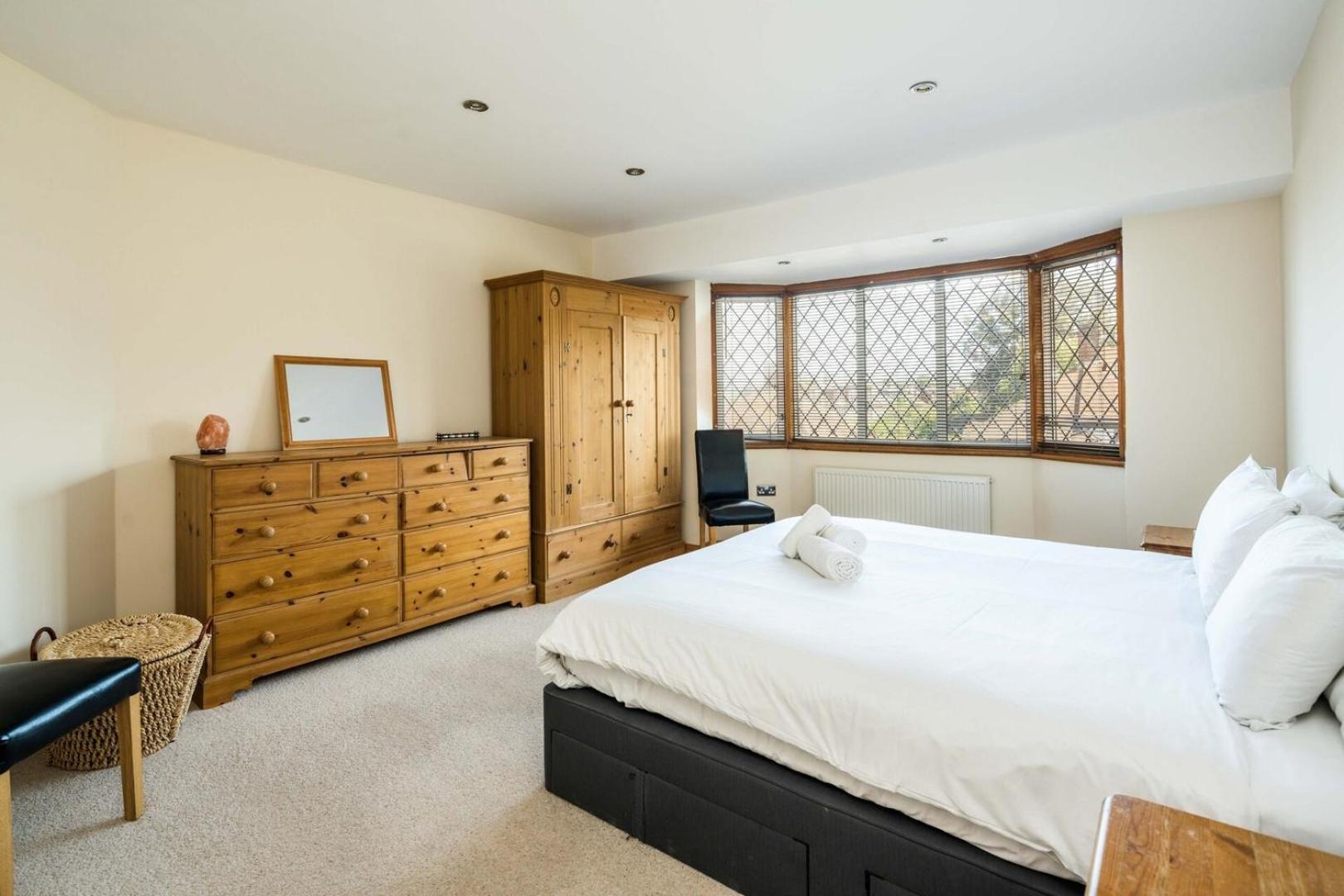 Villa Elegant 2Bd House With Garden And Decked Patio Londres Exterior foto
